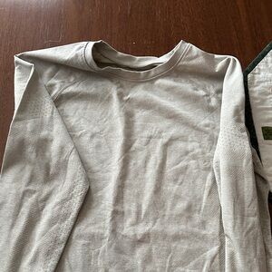 FIGS underscrubs long sleeve top